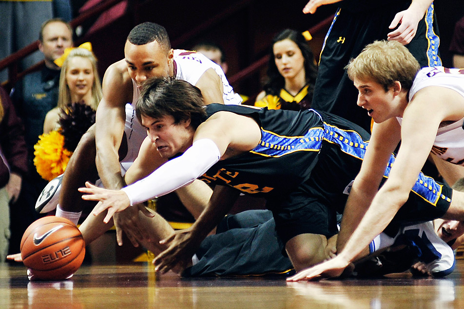 U of M basketball