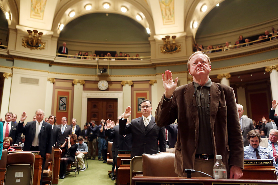 House members sworn in