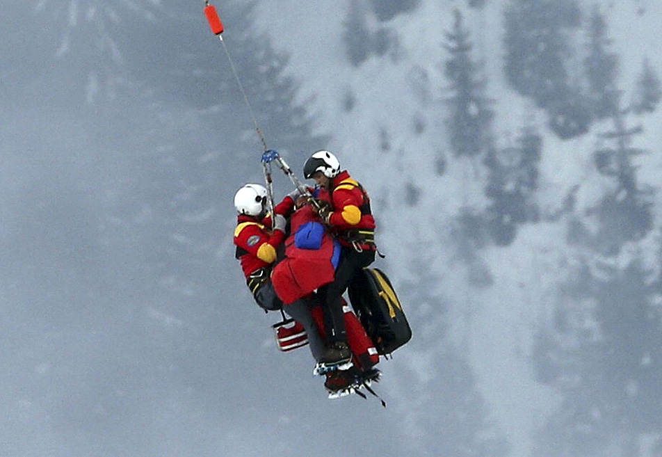 Lindsey&nbsp;Vonn is airlifted