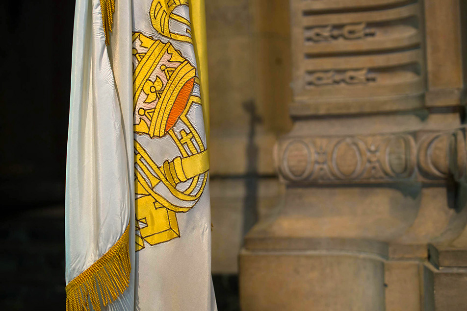 Papal flag