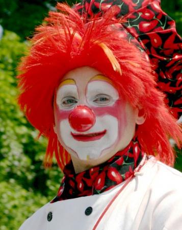 9:30 Coffee Break: Clowns