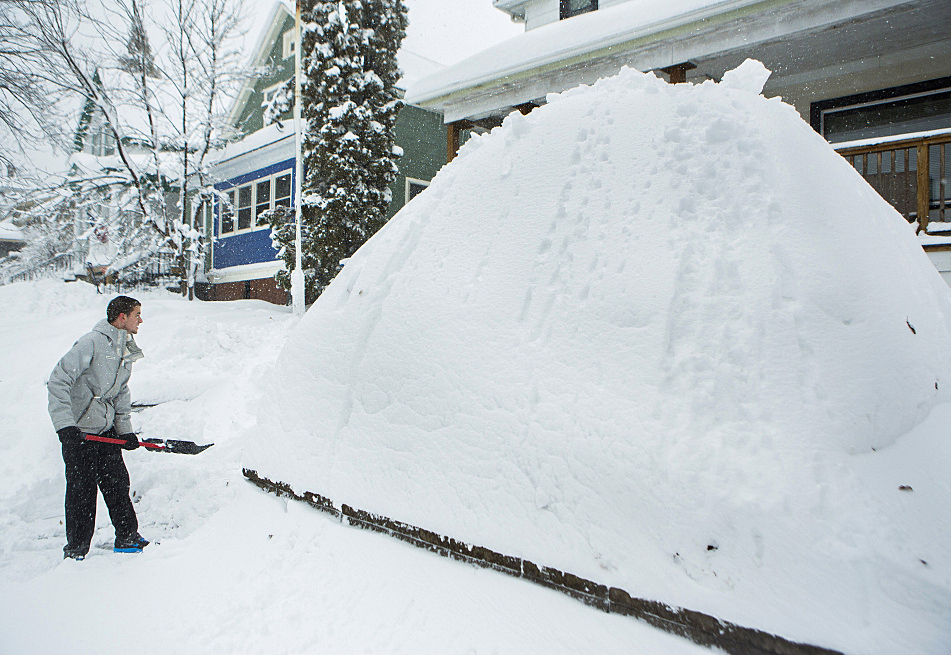 Photos Winter storm moves through Minnesota Minnesota Public Radio News