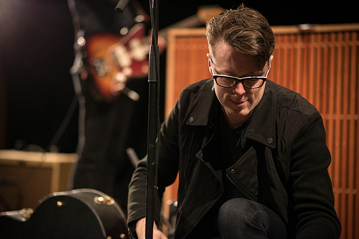 Jeremy Messersmith performs in The Forum at Minnesota Public Radio. Jeremy Messersmith performs in The Forum at Minnesota Public Radio.