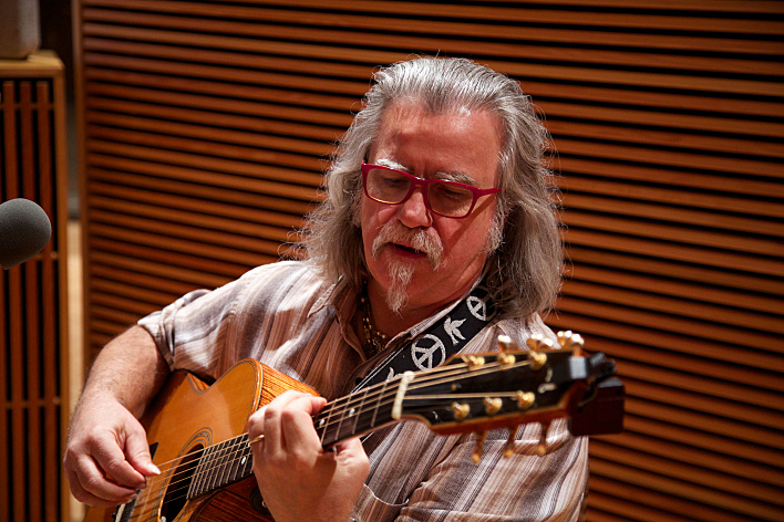 Tim Sparks performs in the Radio Heartland studio. Tim Sparks performs in the Radio Heartland studio.