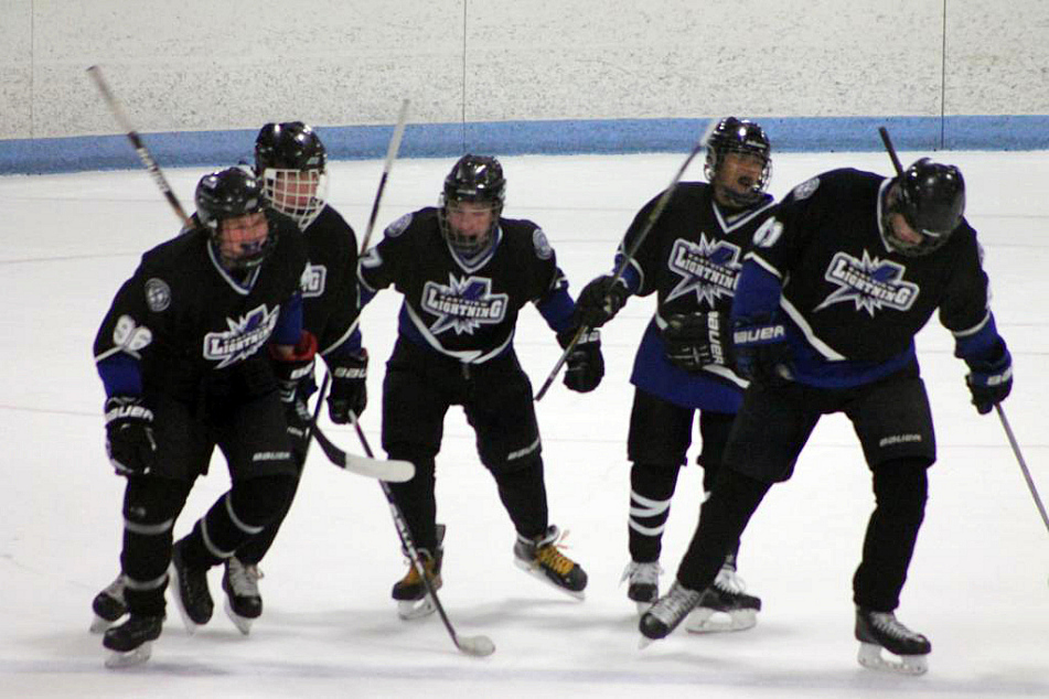 Bantam hockey player who died on ice is named Minnesota Public Radio News