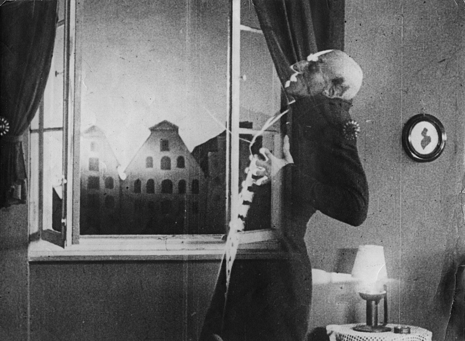 the similarities between bram stokers dracula and nosferatu a german expressionist film Similarities between languages 1922 - nosferatu (film) based on dracula - florence sues written in 1897 by bram stoker dracula (character) inspired by irving's portrayal of mephisto not popular in its time jonathan harker - solicitor representing count dracula. the similarities between bram stokers dracula and nosferatu a german expressionist film Similarities between languages 1922 - nosferatu (film) based on dracula - florence sues written in 1897 by bram stoker dracula (character) inspired by irving's portrayal of mephisto not popular in its time jonathan harker - solicitor representing count dracula.